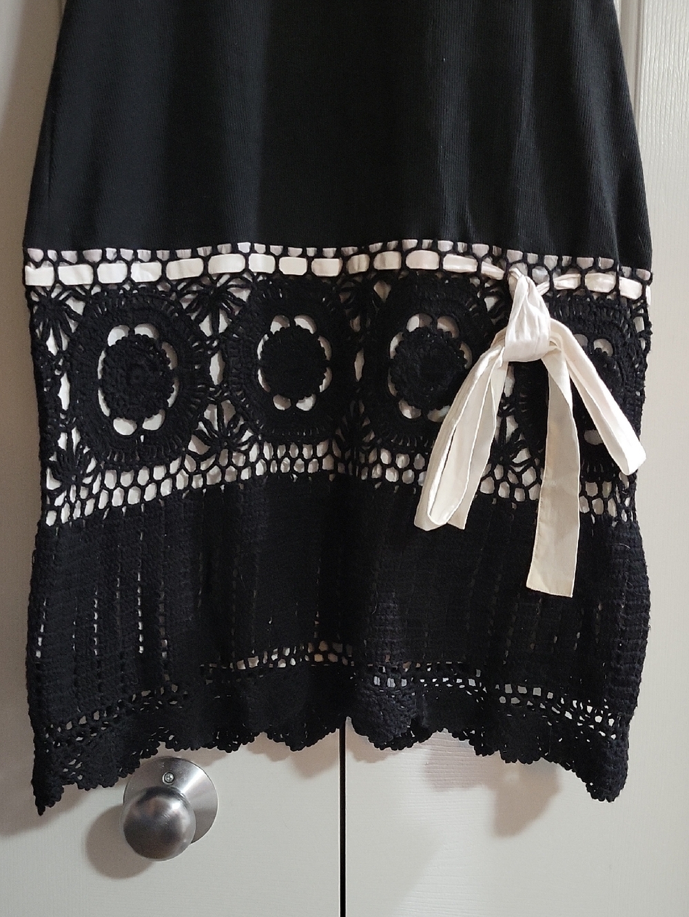 Vintage Victoria's Secret Black & White Tank Dress w/ crochet skirt - Picture 3 of 11